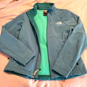North Face Women's Windwall Jacket Size Small